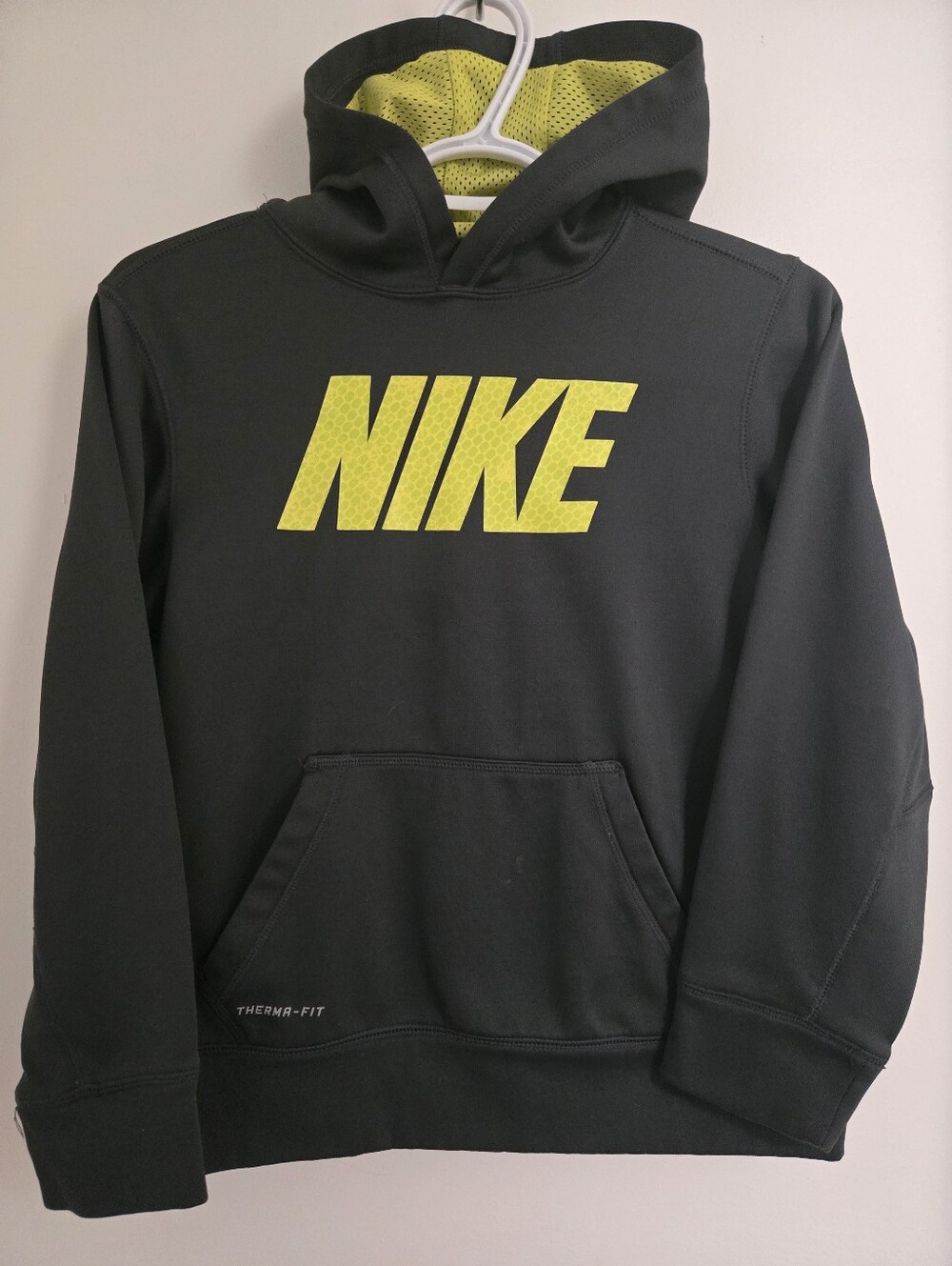 Kids Nike Hoodie - M